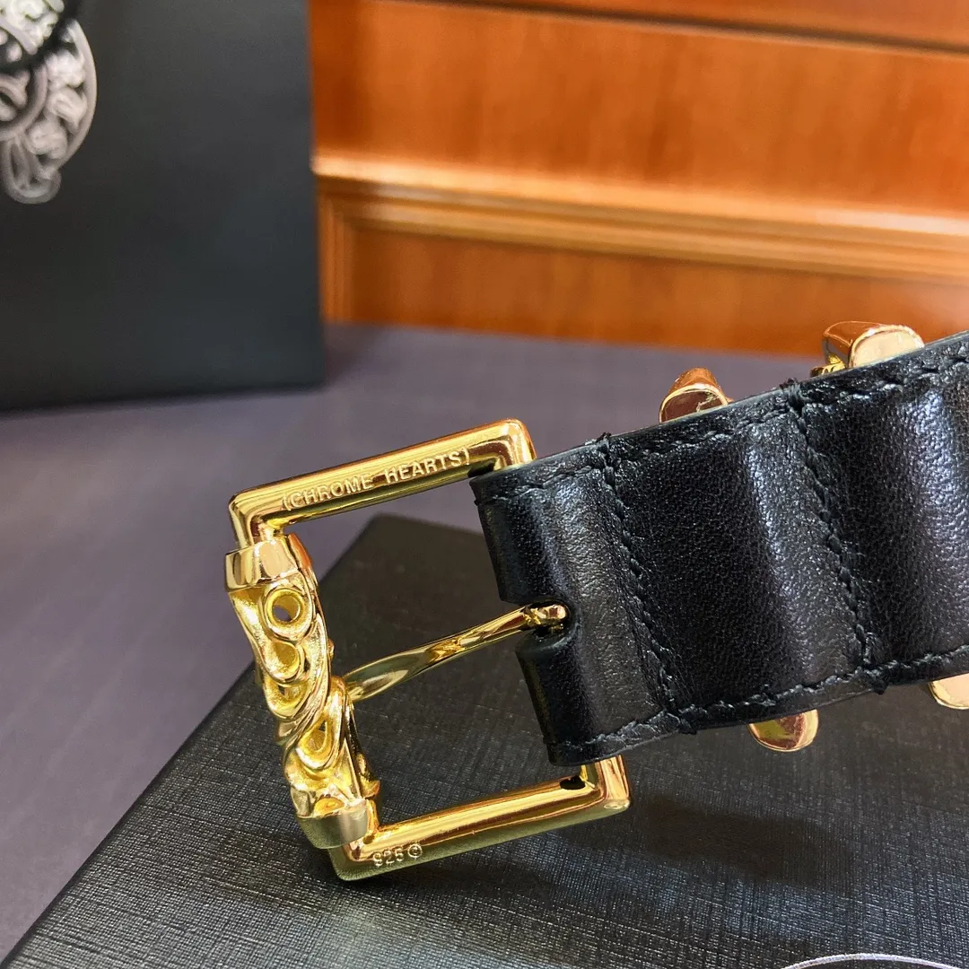 𝐂𝐡𝐫𝐨𝐦𝐞𝐇𝐞𝐚𝐫𝐭𝐬 Kroxin Rotating Roller Roman Column Pin Buckle Belt [Fixed Style], the brass-plated real gold buckle is paired with an imported wax leather belt, which is very cool. Width 3.0 cmp520